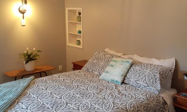Paku Peak Ocean View Apartment Tairua Bagian luar foto